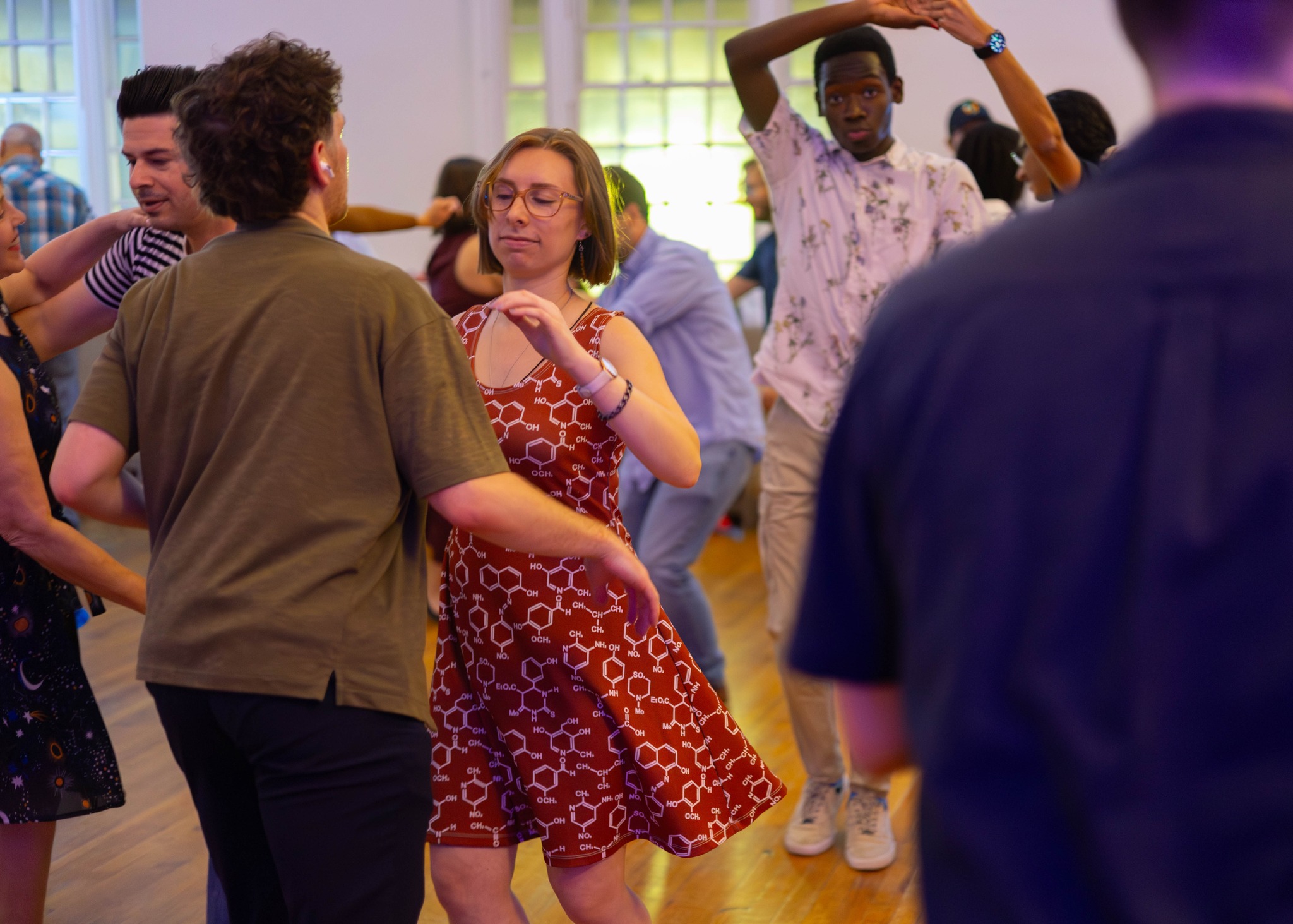 Mel not seeing Jacob at a Chelsea Reed concert